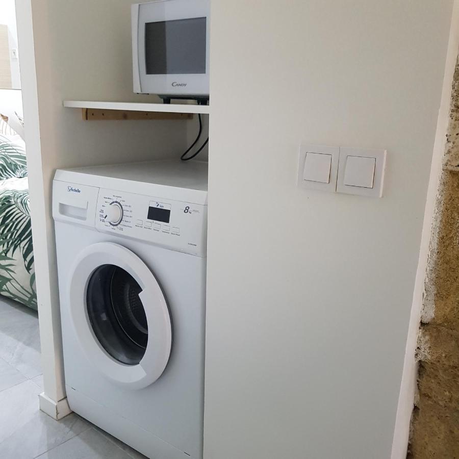 Appart 40M2 Independant, Confortable Avec Terasse ลูเนล ภายนอก รูปภาพ