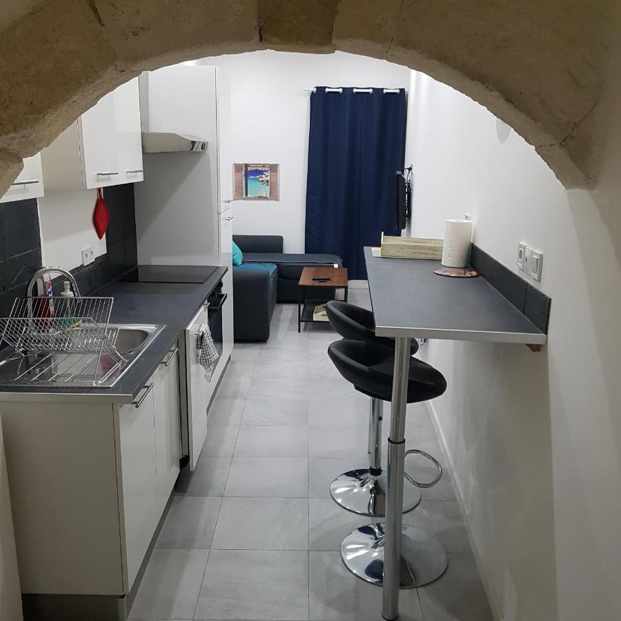 Appart 40M2 Independant, Confortable Avec Terasse ลูเนล ภายนอก รูปภาพ
